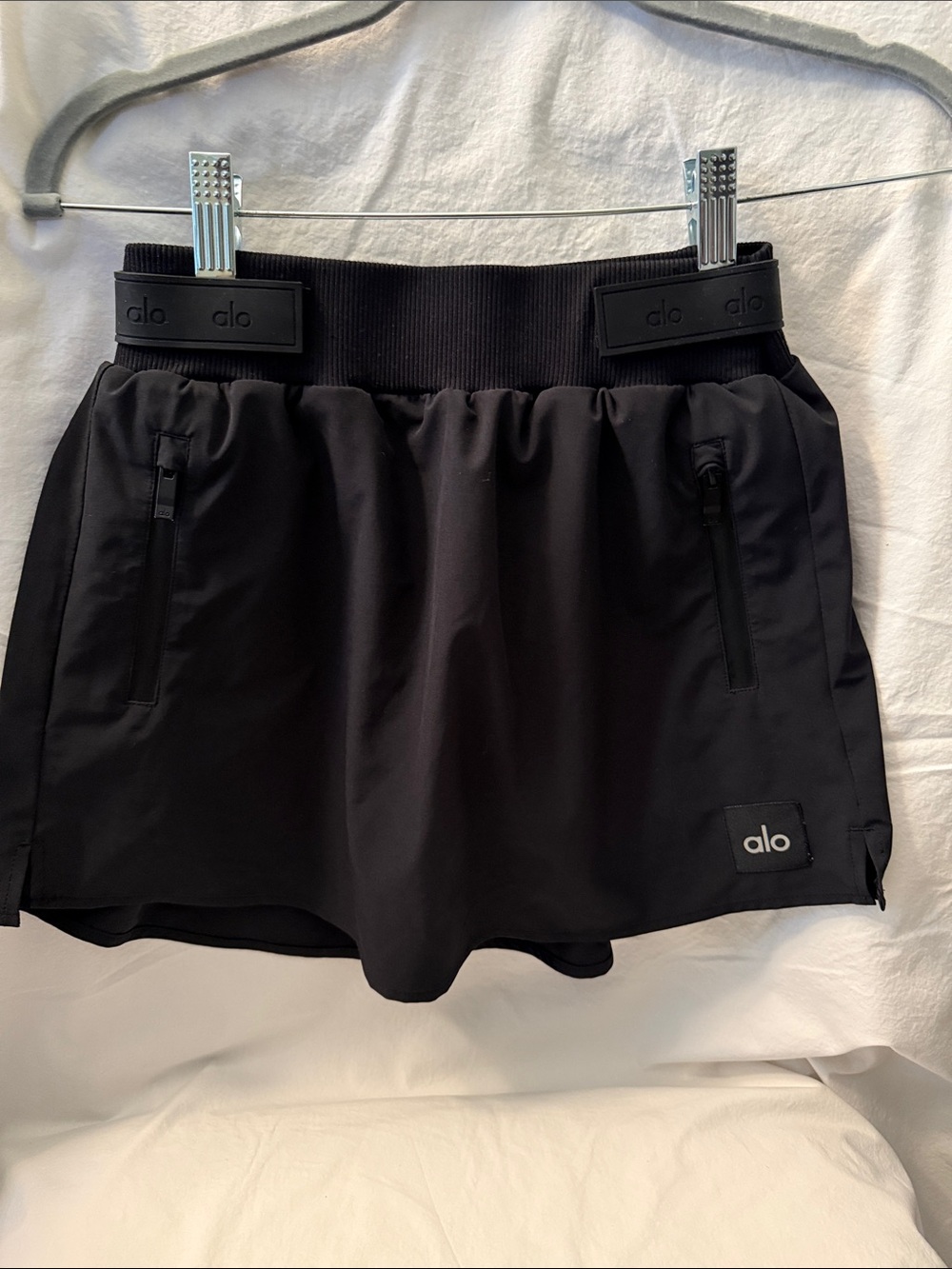 ALO Yoga High Waisted Charcoal Circle Skater Skirt with Zip Pockets - Picture 8 of 9